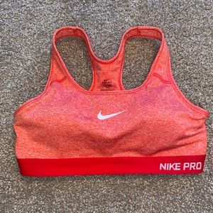 Nike pro sports bra